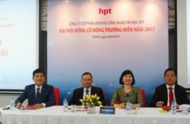 dai-hoi-dong-co-dong-thuong-nien-hpt-nam-2017-8CFC6569.jpg