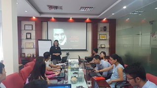 hpt-to-chuc-dao-tao-ky-nang-thuyet-trinh-cho-cbnv--E8458ECE.jpg