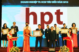 hpt-vinh-du-duoc-ubnd-tphcm-trao-tang-danh-hieu-do-C12317D2.jpg